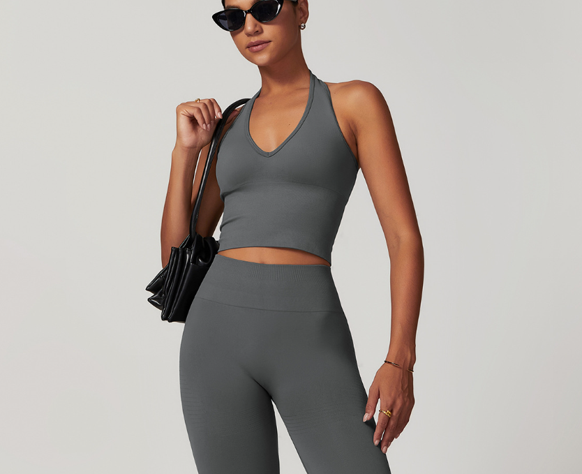 Soutien-gorge de sport respirant sans couture à col licou : Haut de fitness antichoc dos nu 8734