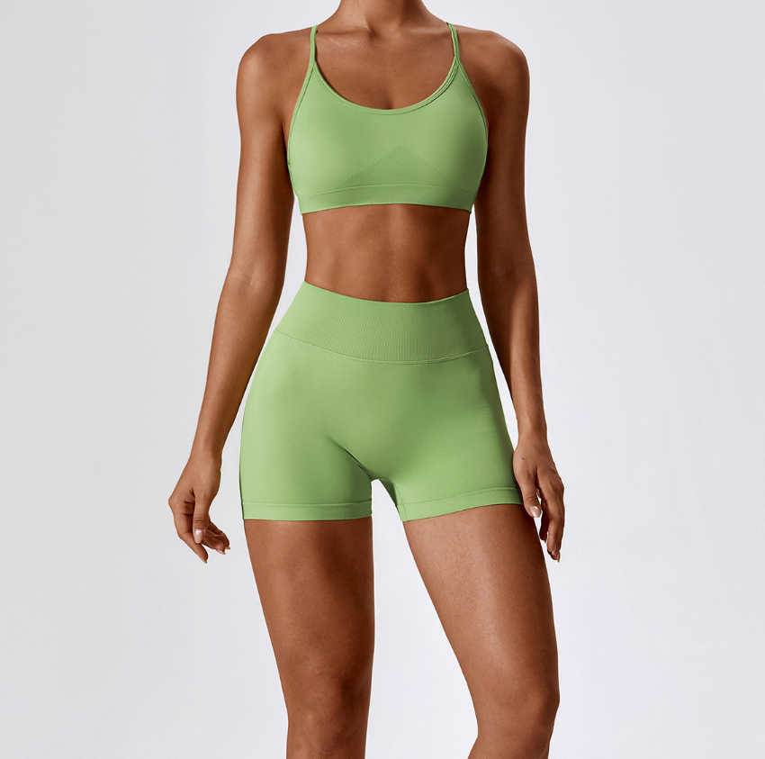 Seamless Yoga Sports Bra: Quick-Dry Activewear for Running & Fitness with Open-Back Detail7412