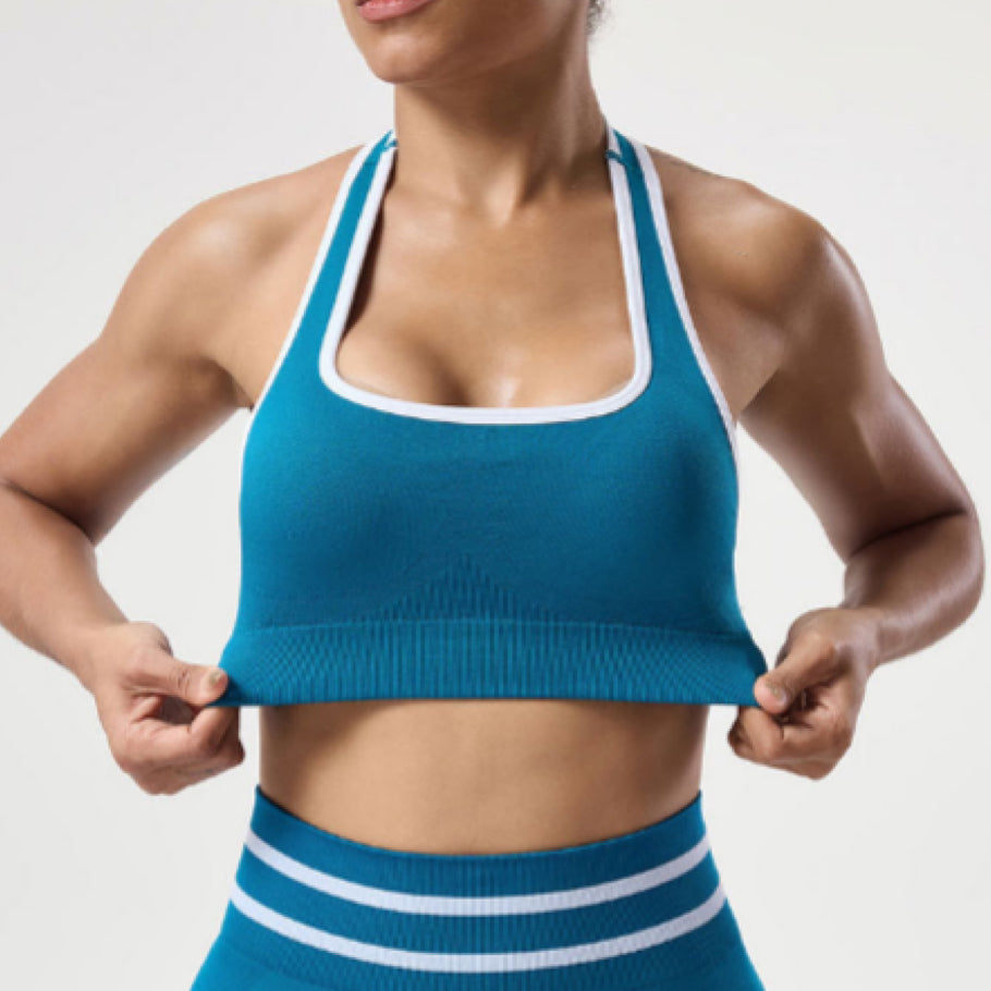 Women's Seamless Color Block Yoga Set, Crisscross Back Sports Bra & Butt Lifting Yoga Shorts for Running Fitness