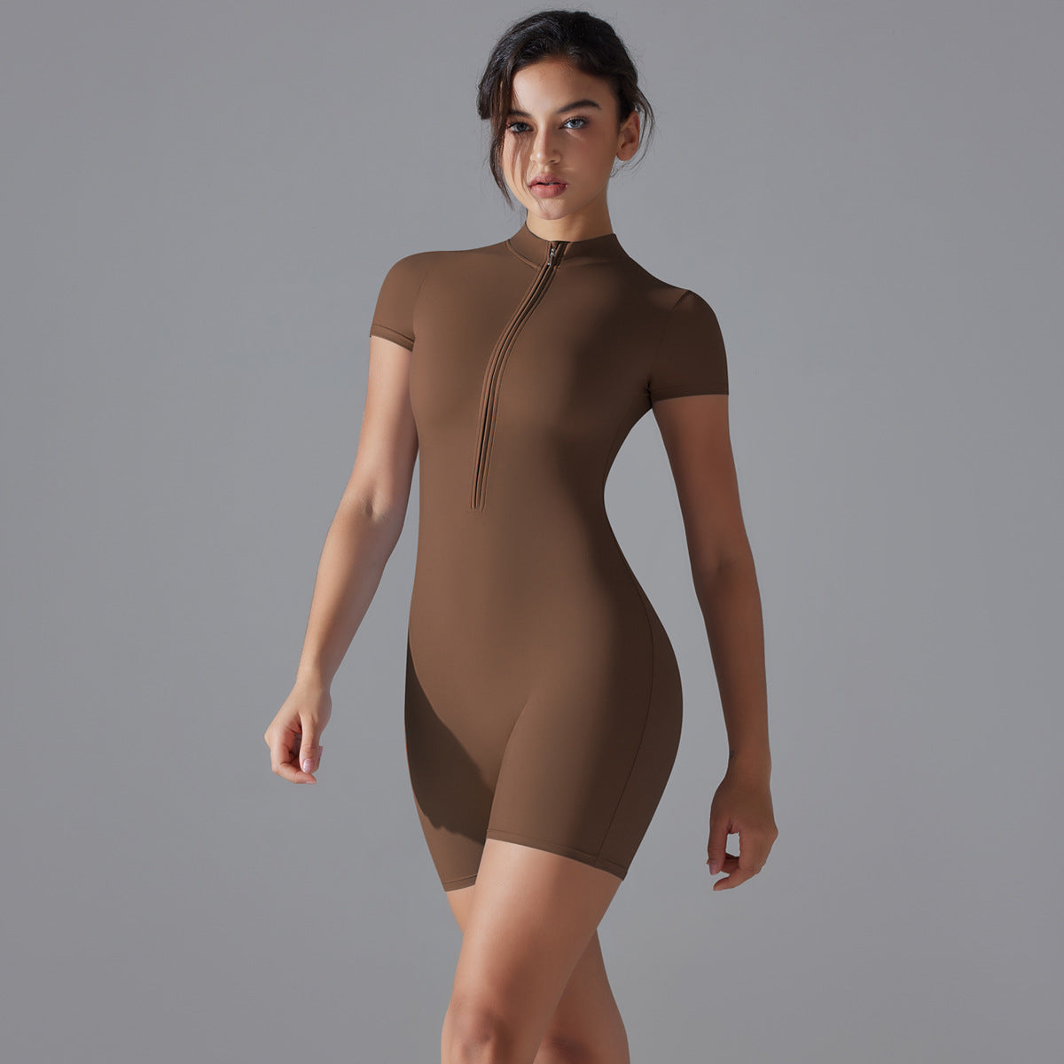 Combinaison de yoga à manches courtes et fermeture éclair sur le devant : Bodysuit de danse gainant sans couture et combinaison athlétique cycliste.