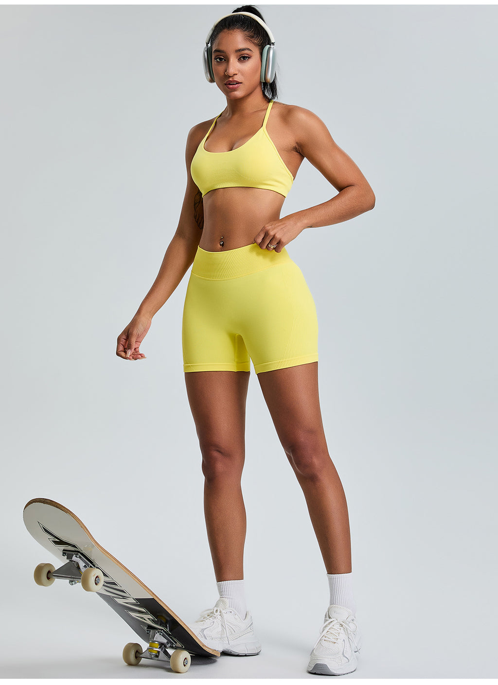 Seamless Yoga Cami Sports Bra: Open-Back Workout Tank Top & Quick-Dry Fitness Bralette