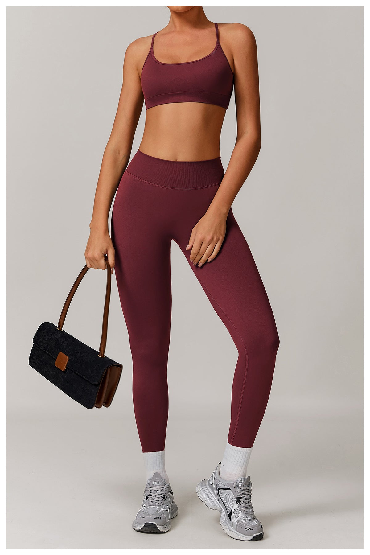 Ensemble de yoga sans coutures à dos ouvert : Vêtements de sport ajustés à séchage rapide pour la course à pied et le fitness 5284