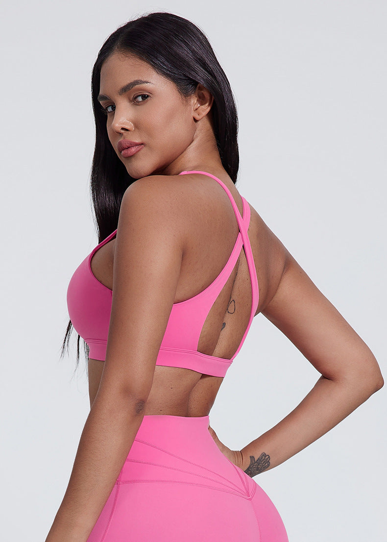 Soutien-gorge de sport sans coutures effet seconde peau : brassière de yoga dos nu et haut de sport respirant pour la course à pied