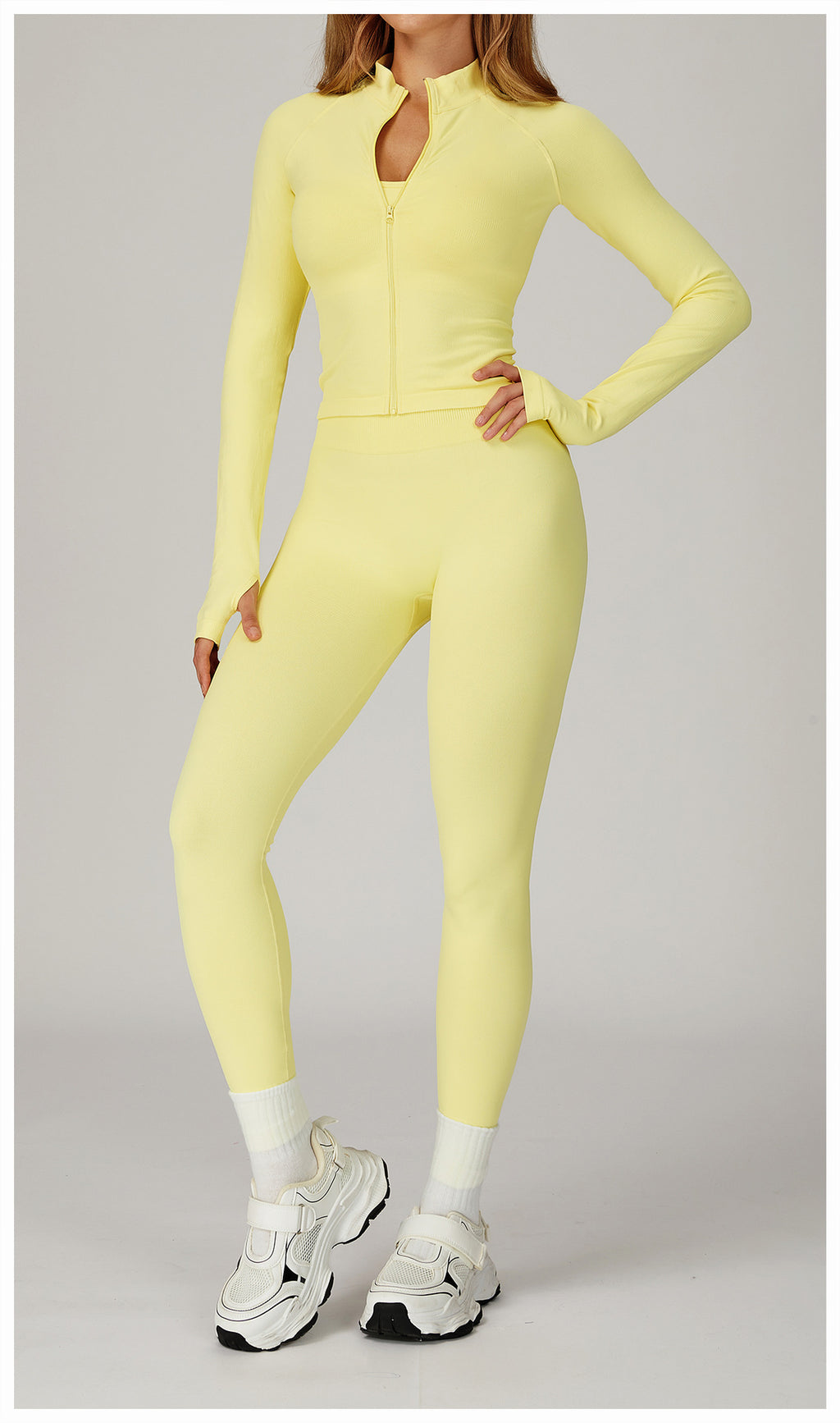 Premium Seamless Yoga Set: Slim-Fit Quick-Dry Activewear for Outdoor Leisure & Fitness 4835