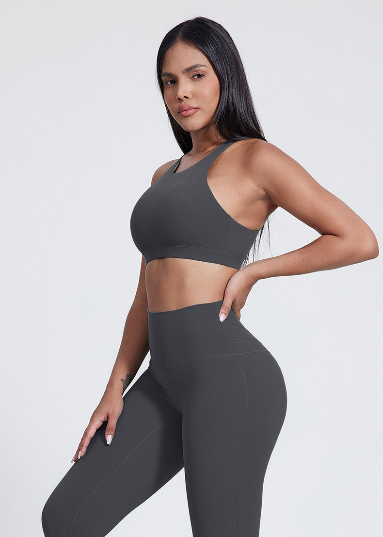 Soutien-gorge de sport sans coutures effet seconde peau : brassière de yoga dos nu et haut de sport respirant pour la course à pied