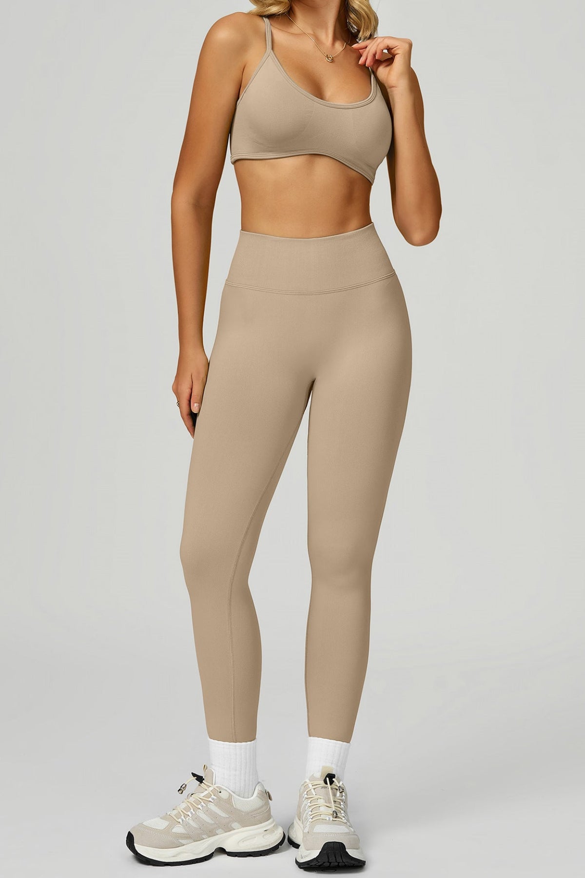 Ensemble de yoga bicolore sans coutures : Dos découpé et vêtement de sport taille haute pour la course en extérieur 5478
