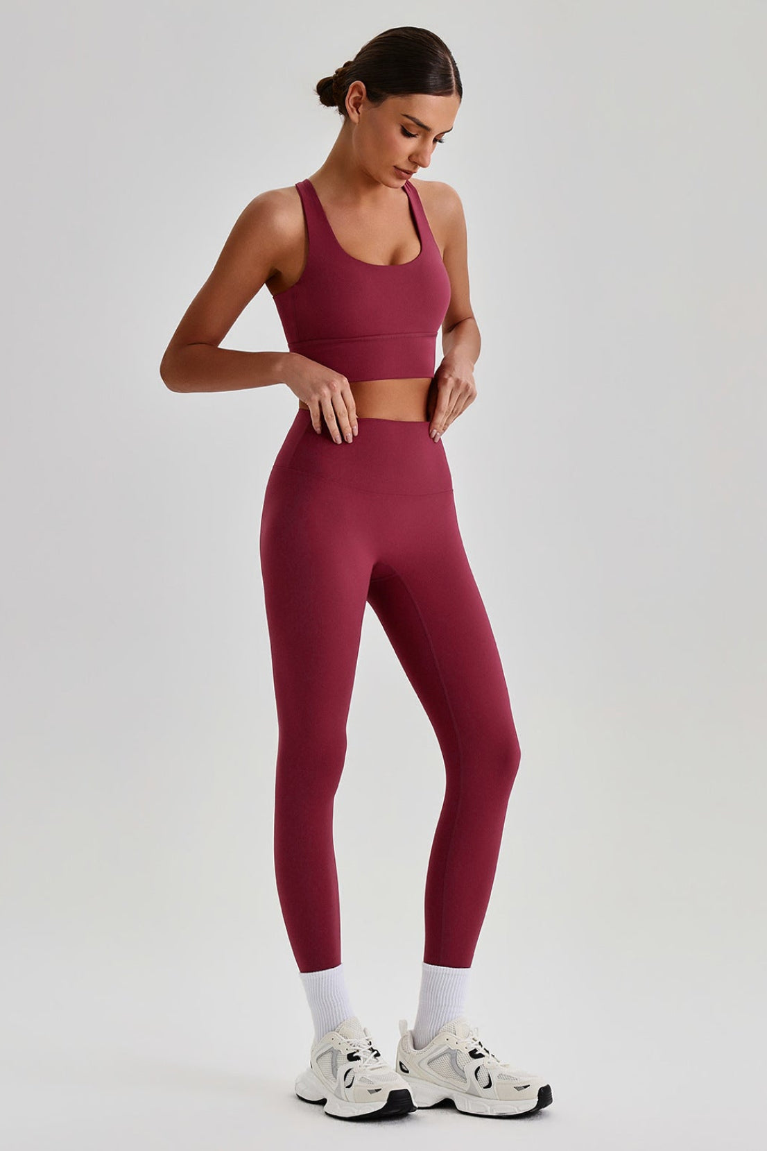 Ensemble de yoga sans coutures effet seconde peau : Soutien-gorge de sport dos nu et Legging taille haute push-up
