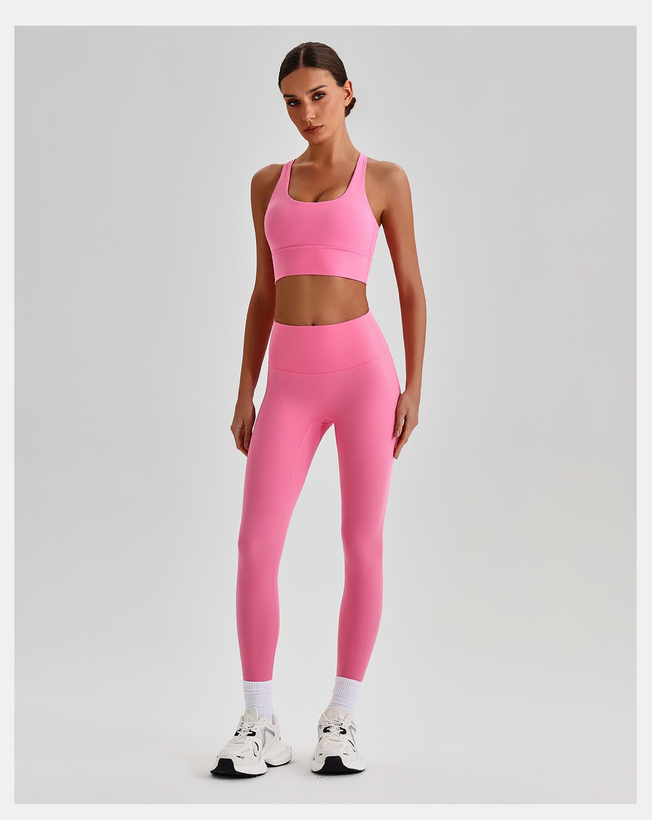Ensemble de yoga sans coutures effet seconde peau : Soutien-gorge de sport dos nu et Legging taille haute push-up