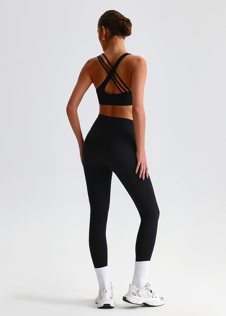 Ensemble de yoga brossé effet seconde peau : Soutien-gorge de sport dos nu et Leggings de sport taille haute gainants