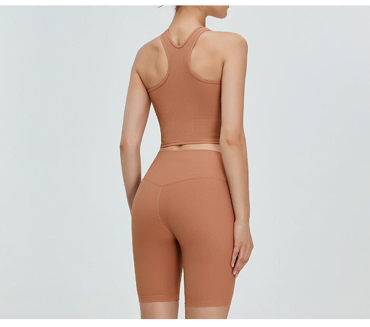 Soutien-gorge de sport sans coutures à dos nu : Débardeur court de yoga et haut de fitness ajusté