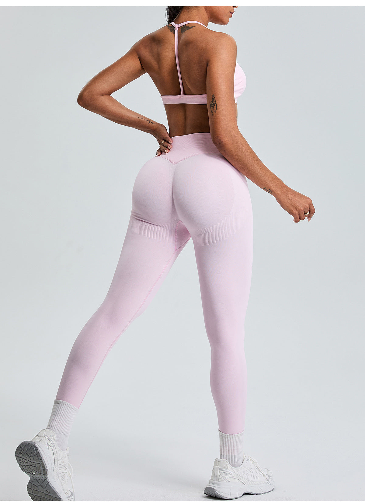 Seamless Yoga Cami Sports Bra: Open-Back Workout Tank Top & Quick-Dry Fitness Bralette