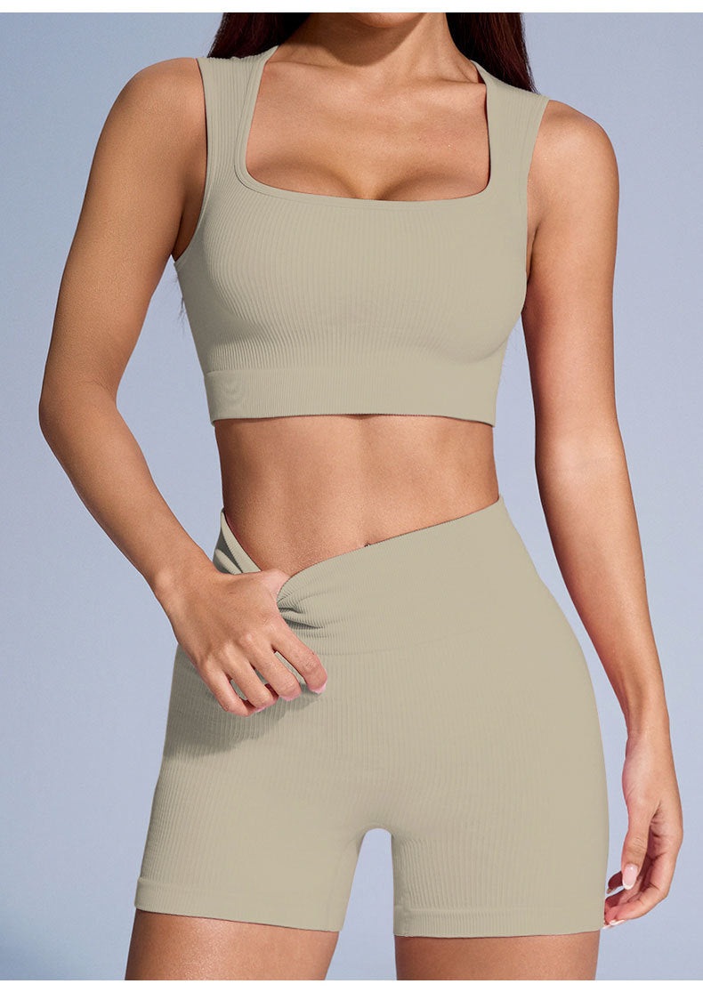 Women's Seamless Yoga Workout Set, Sleeveless Sports Top & Peach Booty Lifting Shorts for Running & Fitness