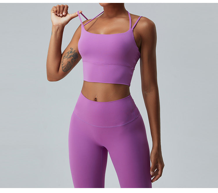 Seamless Criss-Cross Back Sports Bra: Nude-Feel Yoga Tank Top & Quick-Dry Fitness Bralette