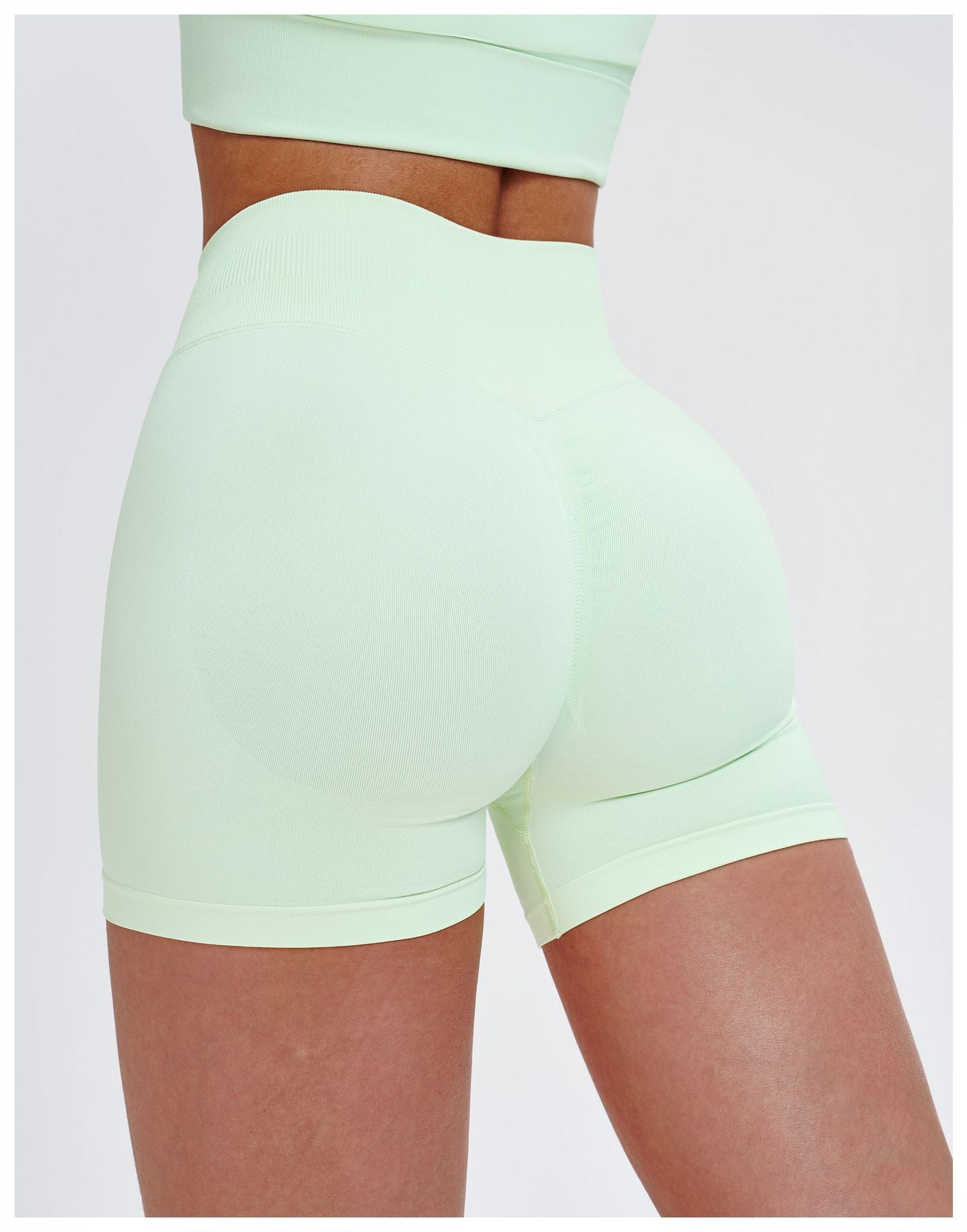 Seamless High-Waisted Yoga Shorts: Booty-Lifting Quick-Dry Activewear for Running & Fitness 9687