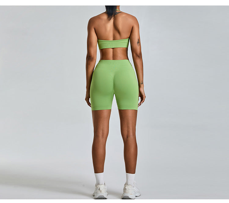 Seamless Halter-Neck Yoga Tank: Open-Back Sports Bra & Quick-Dry Outdoor Fitness Top