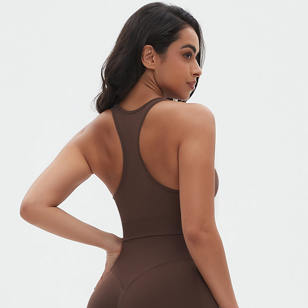 Seamless Criss-Cross Back Sports Bra: Sexy Strappy Yoga Bralette & High-Stretch Solid Color Fitness Running Top