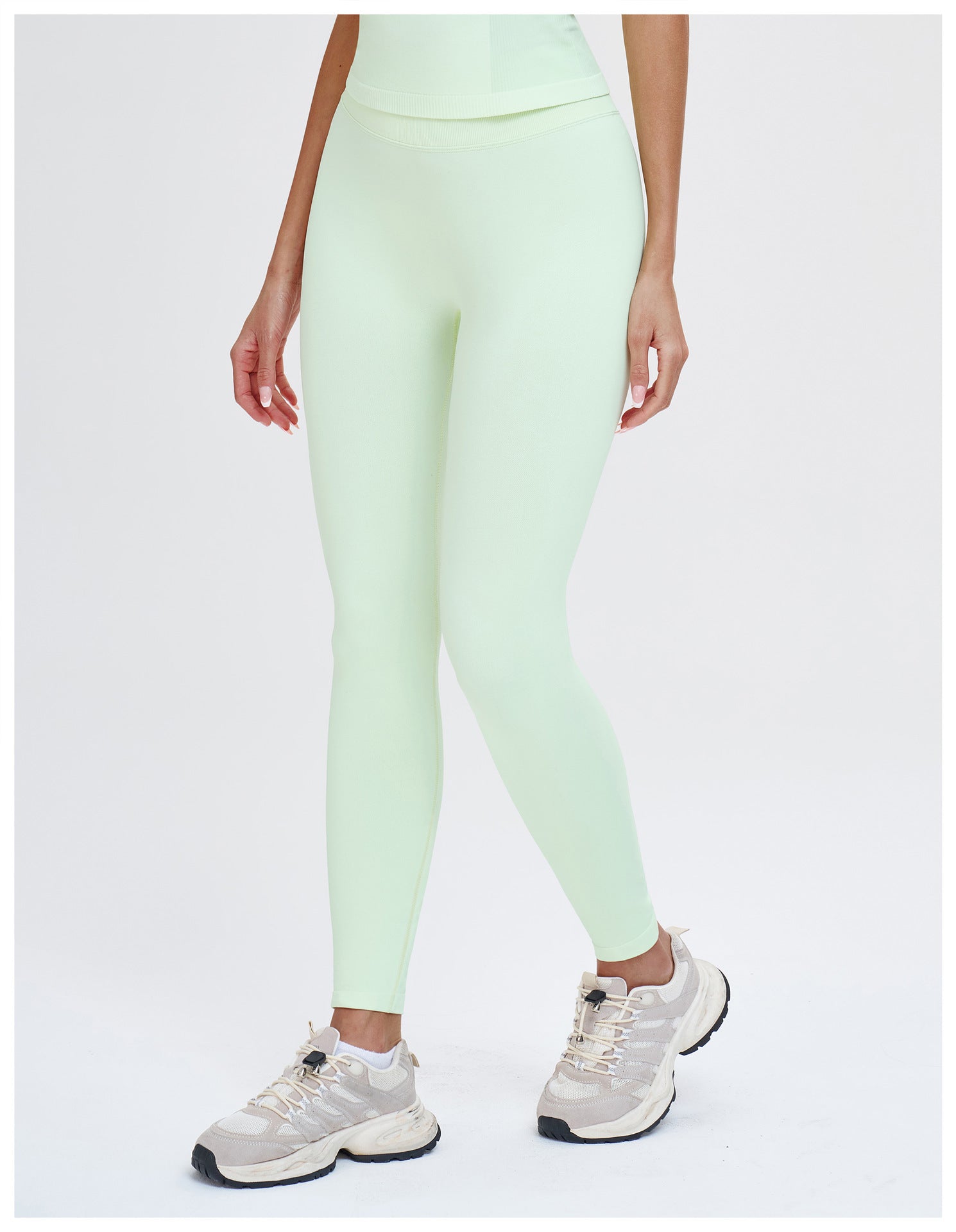 Legging de yoga rehausseur de fessier sans couture : Vêtement de sport taille haute gainant pour la course et le fitness 4524 (copie)