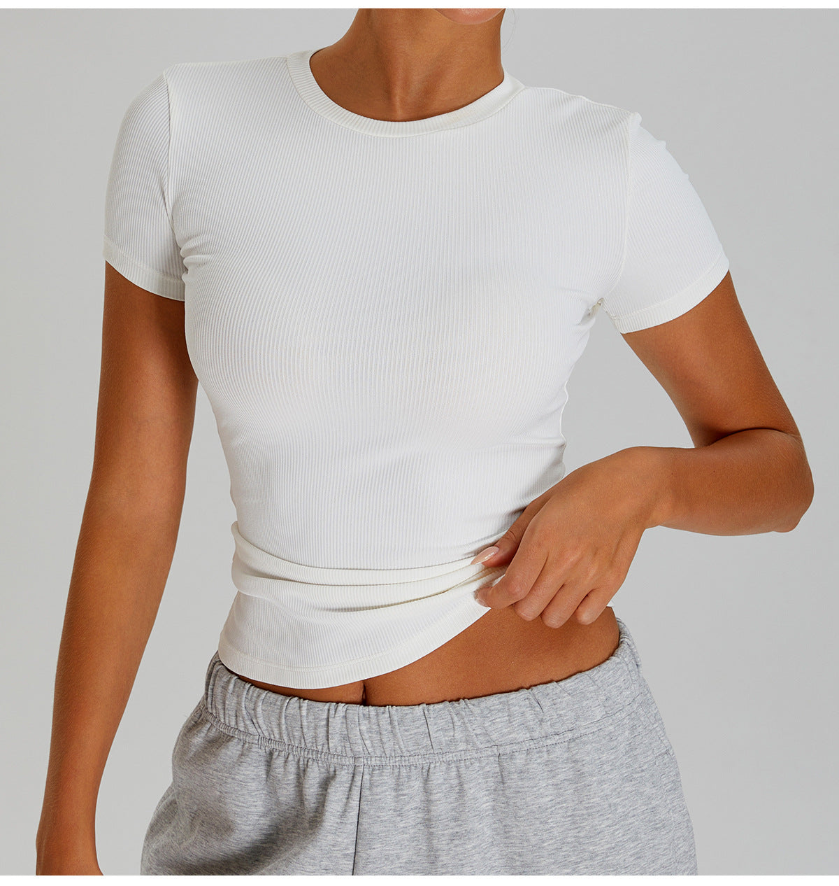 Seamless Ribbed Yoga T-Shirt: Nude-Feel Slim-Fit Short Sleeve & Quick-Dry Workout Top for Running