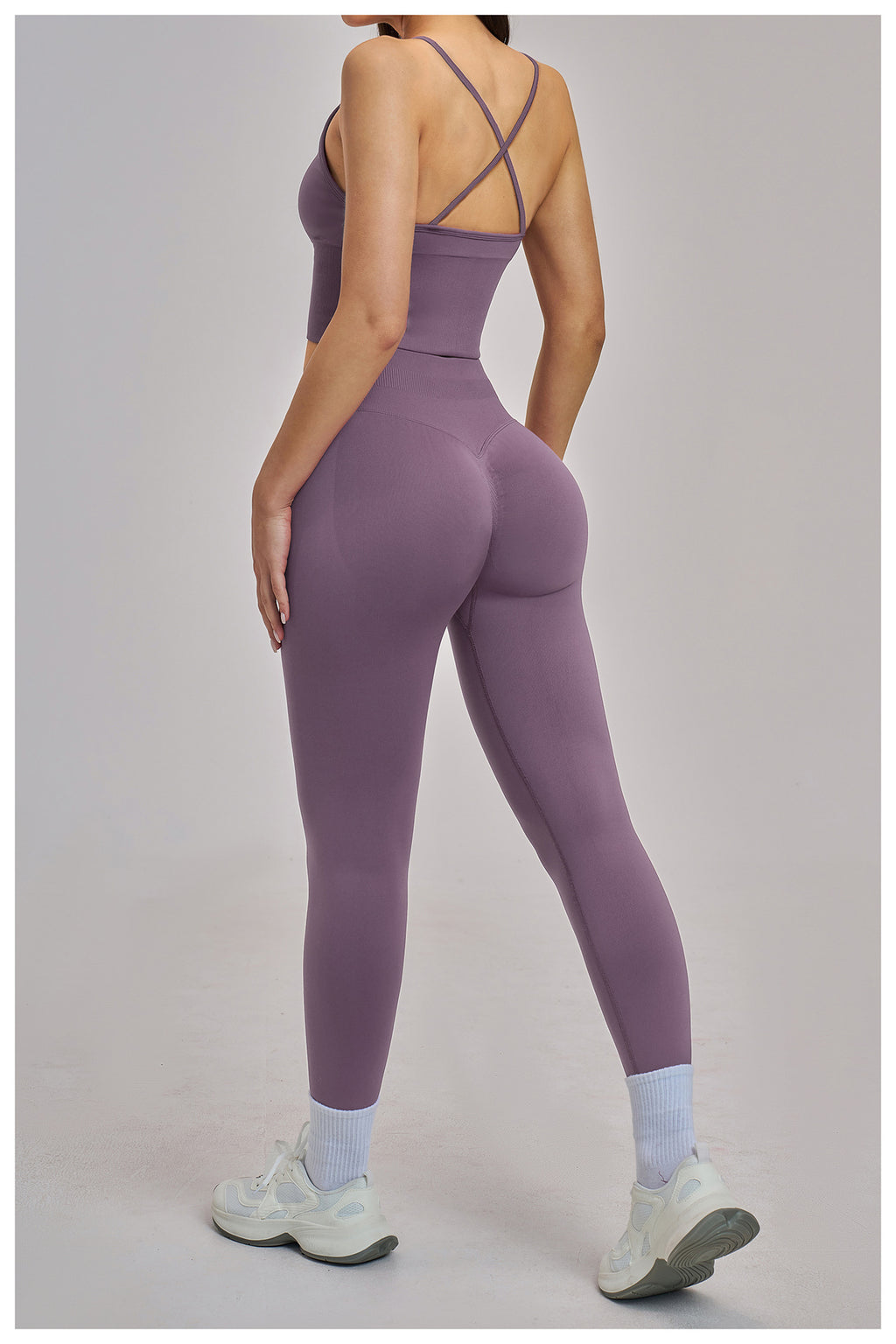 Seamless Racerback Yoga Set: High-Stretch Slim-Fit Activewear for Running & Fitness 5344