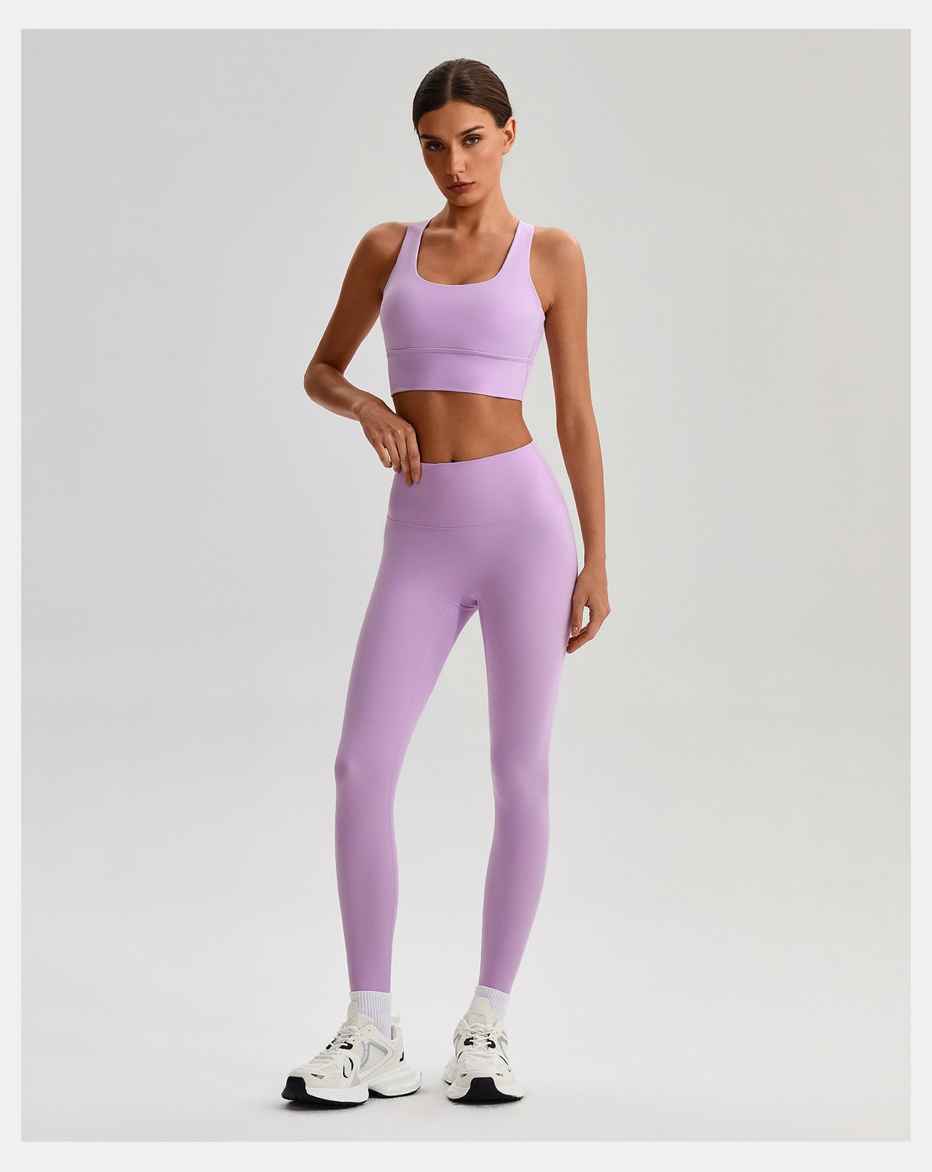 Ensemble de yoga sans coutures effet seconde peau : Soutien-gorge de sport dos nu et Legging taille haute push-up