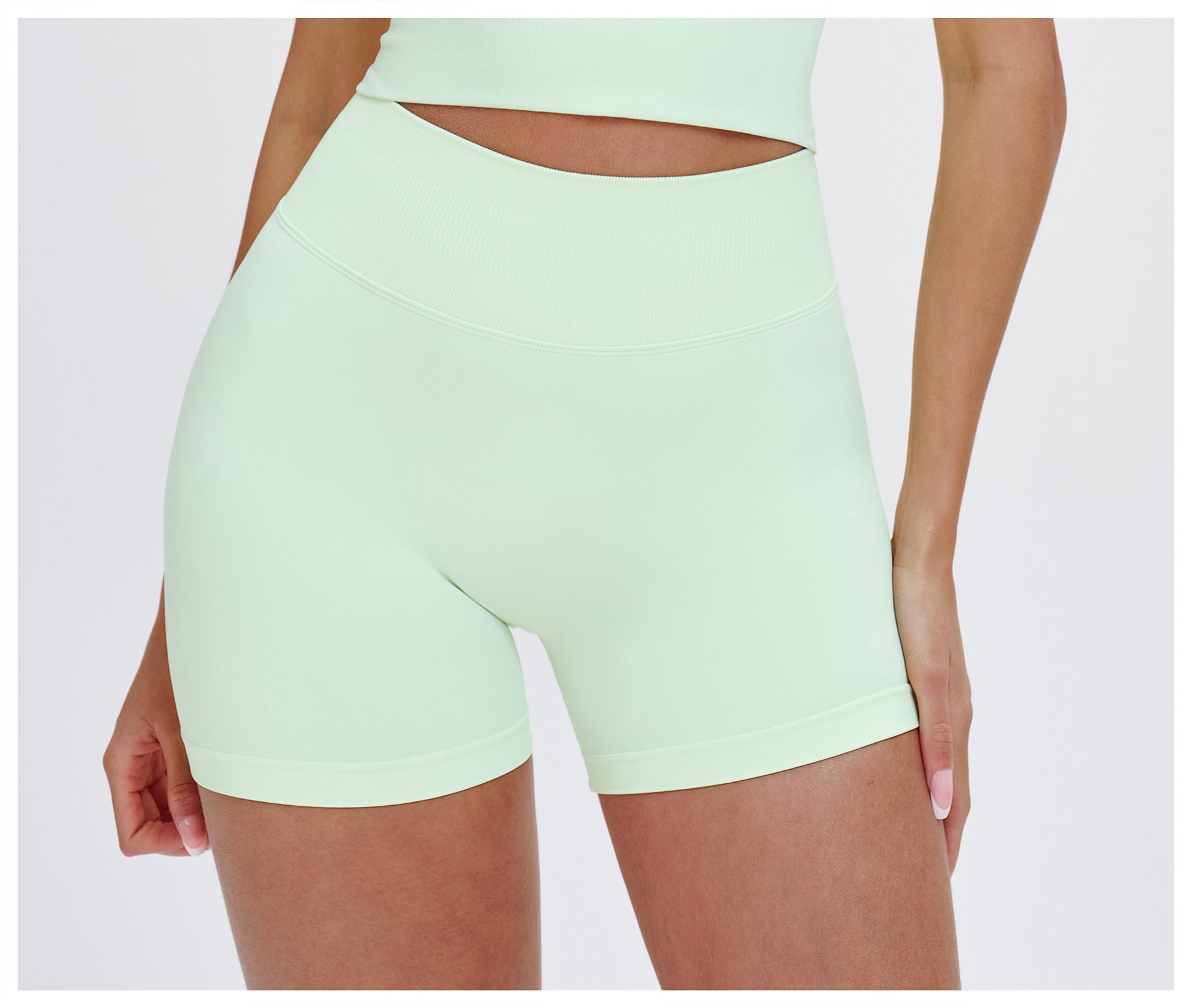 Seamless High-Waisted Yoga Shorts: Booty-Lifting Quick-Dry Activewear for Running & Fitness 9687