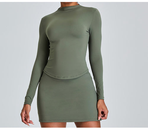 Ensemble de yoga slim à manches longues : jupe de sport trapèze taille haute avec short intégré et tenue de fitness