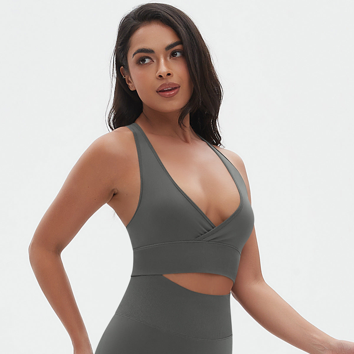Seamless Criss-Cross Back Sports Bra: Sexy Strappy Yoga Bralette & High-Stretch Solid Color Fitness Running Top