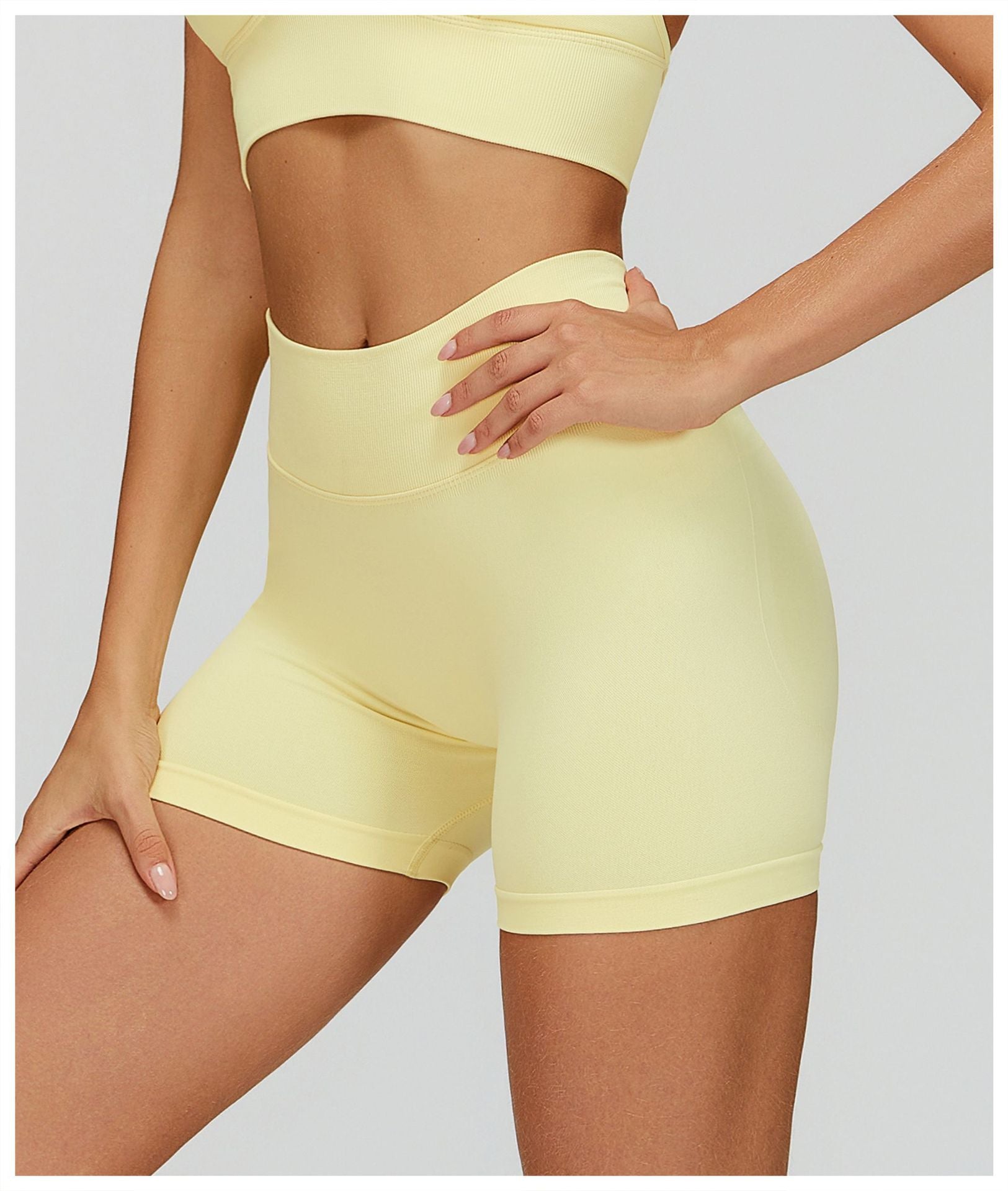 Short de yoga sans couture taille haute en V : Minceur, séchage rapide, actif et cycliste 4725