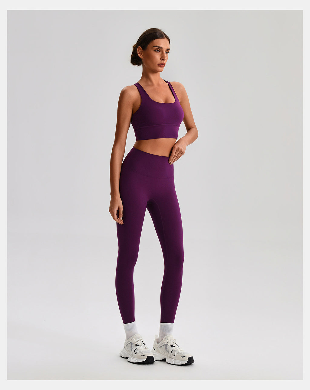 Ensemble de yoga sans coutures effet seconde peau : Soutien-gorge de sport dos nu et Legging taille haute push-up