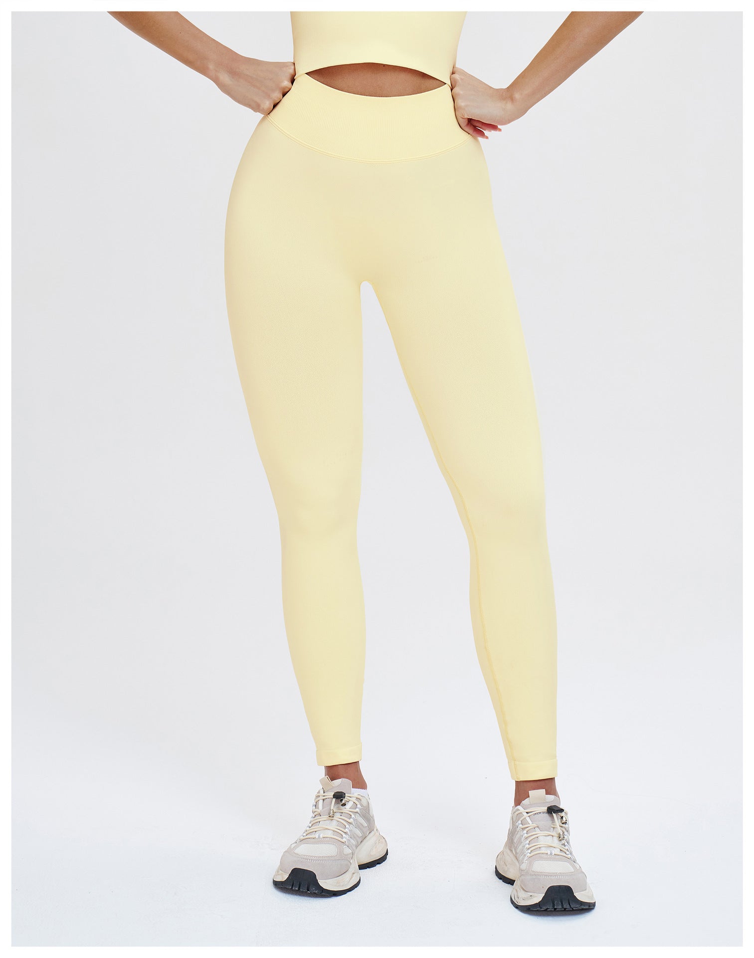 Legging de yoga rehausseur de fessier sans couture : Vêtement de sport taille haute gainant pour la course et le fitness 4524 (copie)