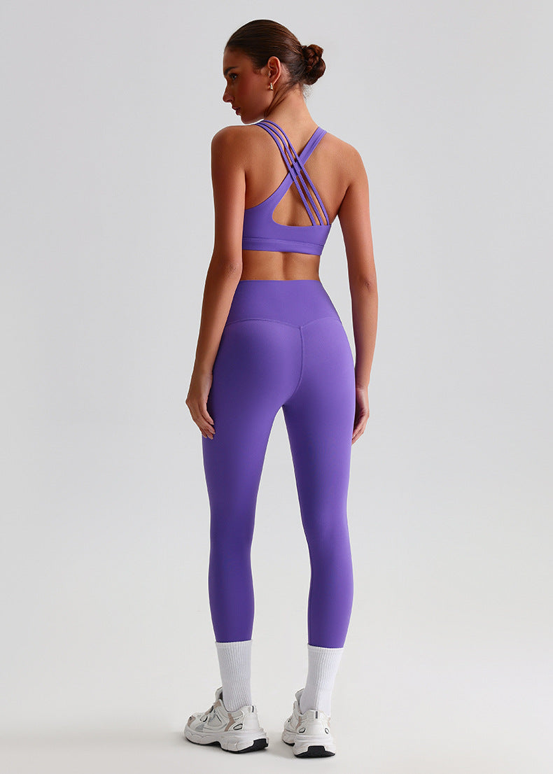 Ensemble de yoga brossé effet seconde peau : Soutien-gorge de sport dos nu et Leggings de sport taille haute gainants