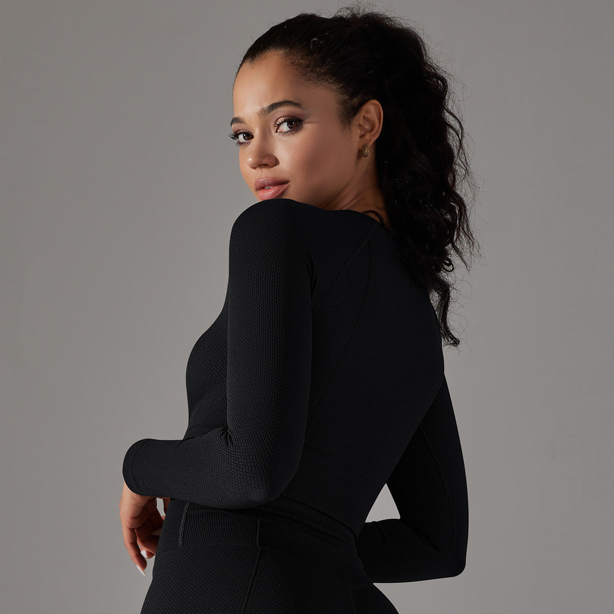 Manches longues pointelle texturées sans couture : Haut de yoga galbant décolleté et t-shirt performance gainant le ventre