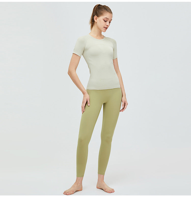 T-shirt de yoga sans coutures effet seconde peau : haut de tennis respirant à manches courtes et t-shirt de sport à séchage rapide