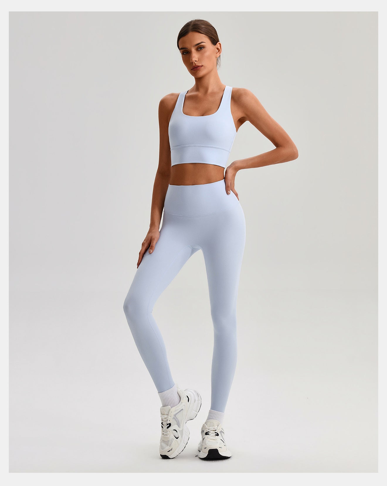 Ensemble de yoga sans coutures effet seconde peau : Soutien-gorge de sport dos nu et Legging taille haute push-up