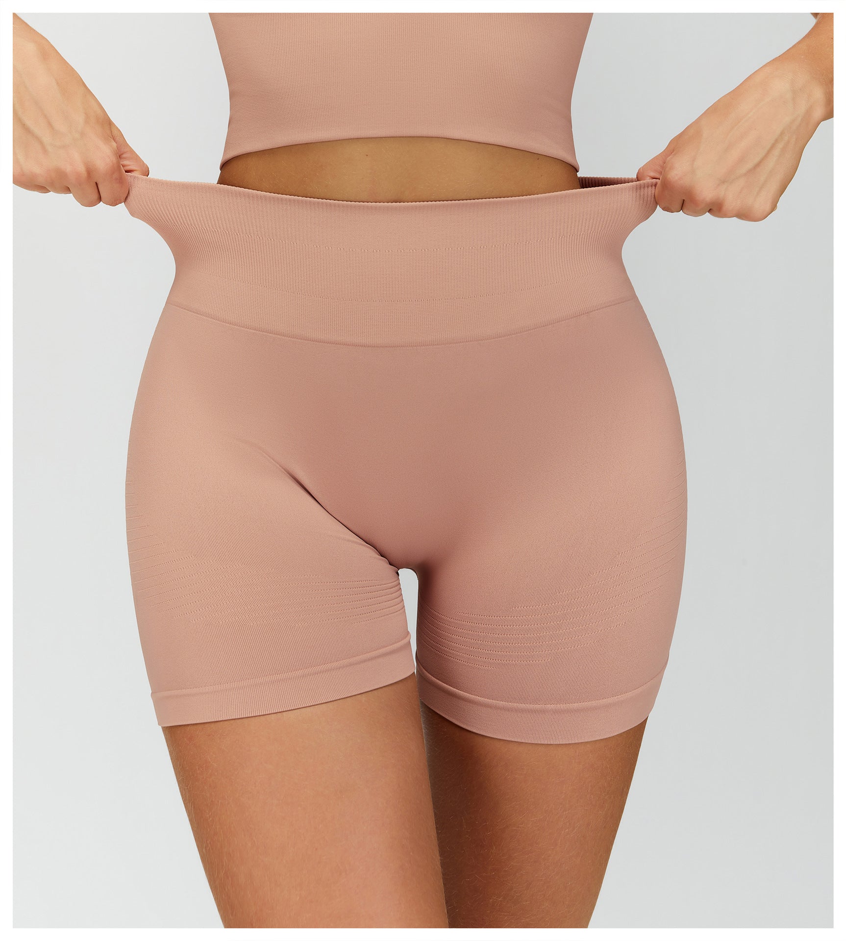 Short de yoga taille haute sans couture : Short cycliste de fitness gainant et push-up pour fesses 5475