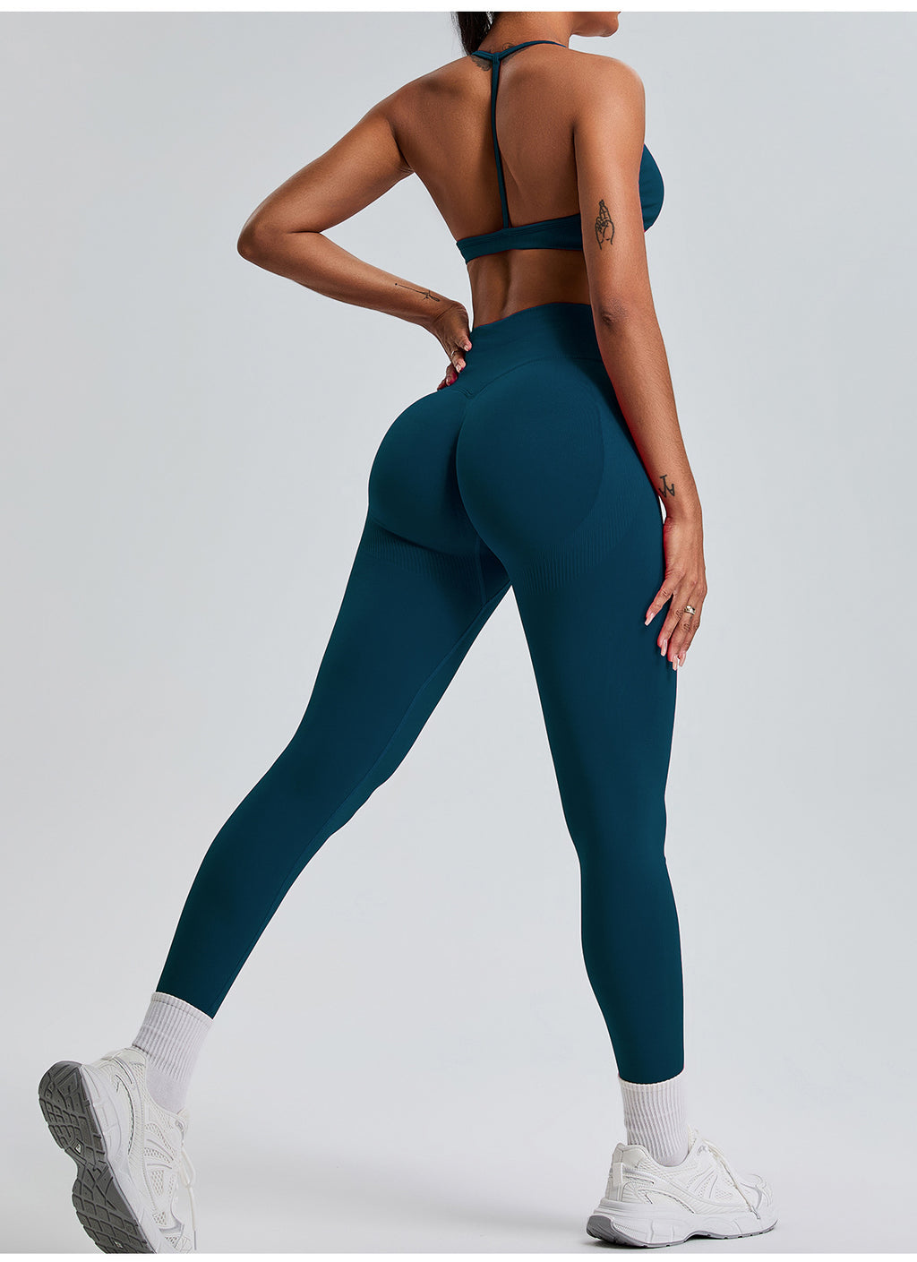 Seamless Yoga Cami Sports Bra: Open-Back Workout Tank Top & Quick-Dry Fitness Bralette