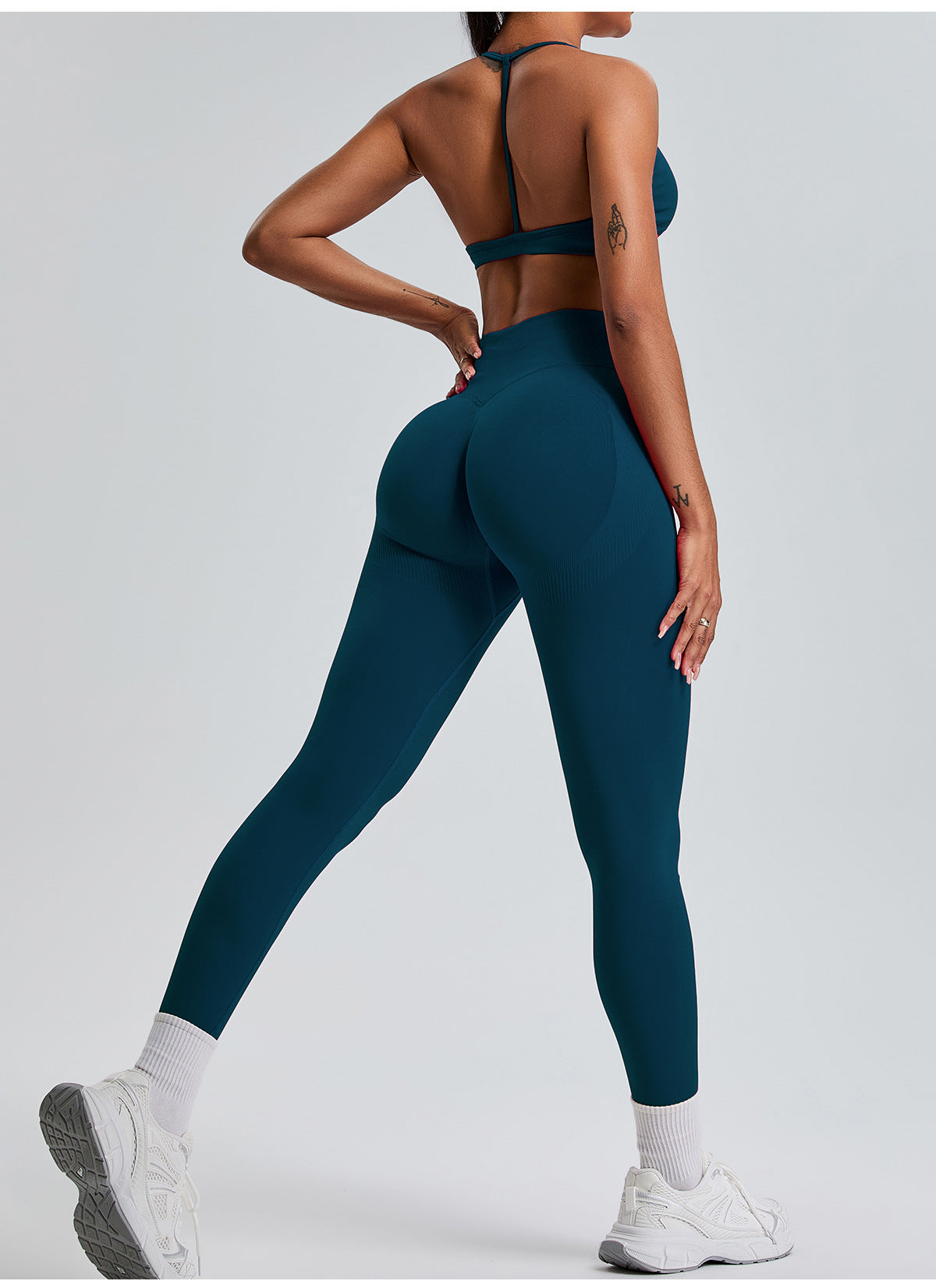 Seamless Yoga Cami Sports Bra: Open-Back Workout Tank Top & Quick-Dry Fitness Bralette
