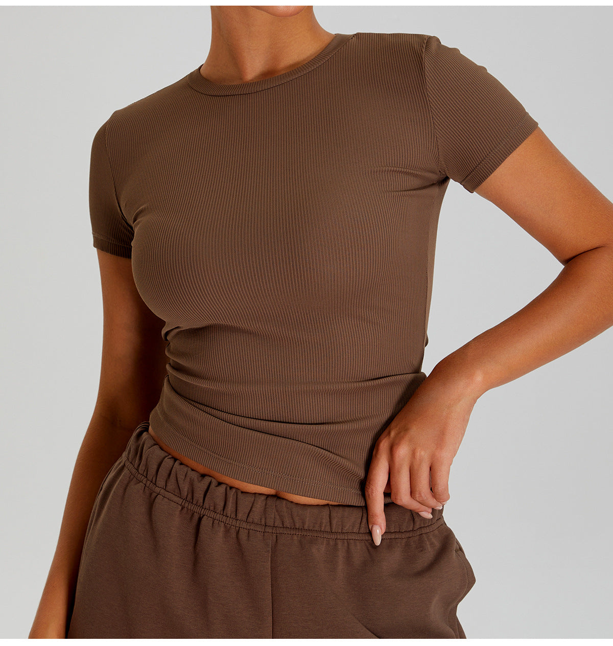 T-shirt de yoga côtelé sans couture : Haut d'entraînement à manches courtes ajusté, effet seconde peau et séchage rapide pour la course à pied