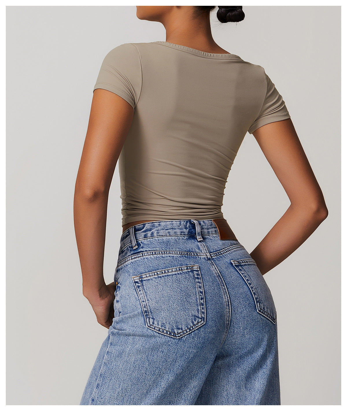 T-shirt de sport côtelé à manches courtes, col en V, pour femme, style européen et américain, idéal pour la course, le fitness et le yoga.