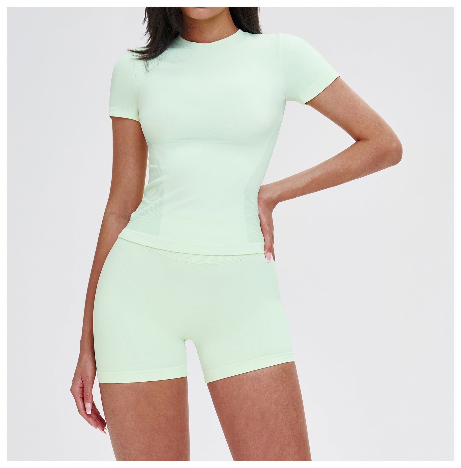 Seamless High-Waisted Yoga Shorts: Booty-Lifting Quick-Dry Activewear for Running & Fitness 9687