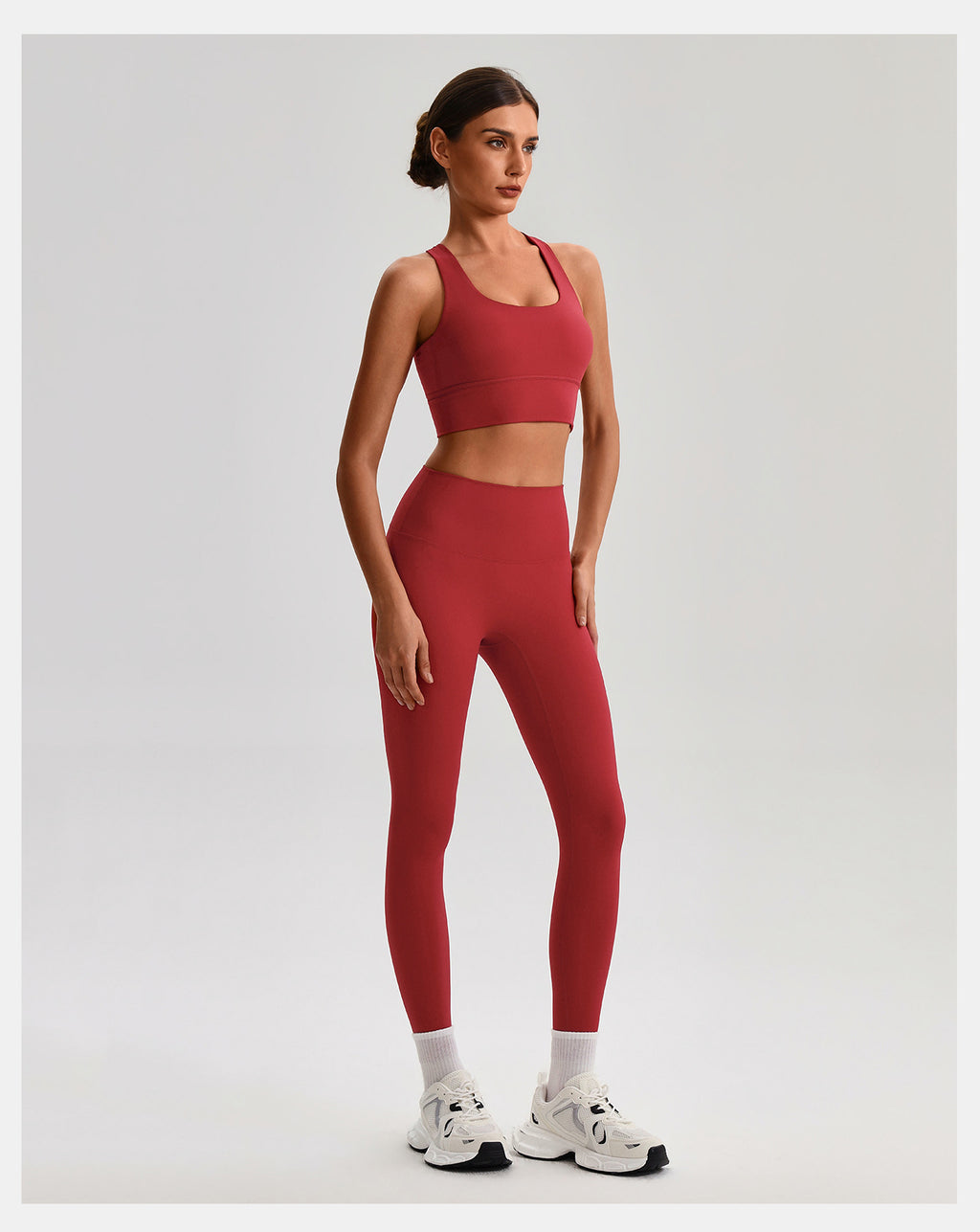 Ensemble de yoga sans coutures effet seconde peau : Soutien-gorge de sport dos nu et Legging taille haute push-up