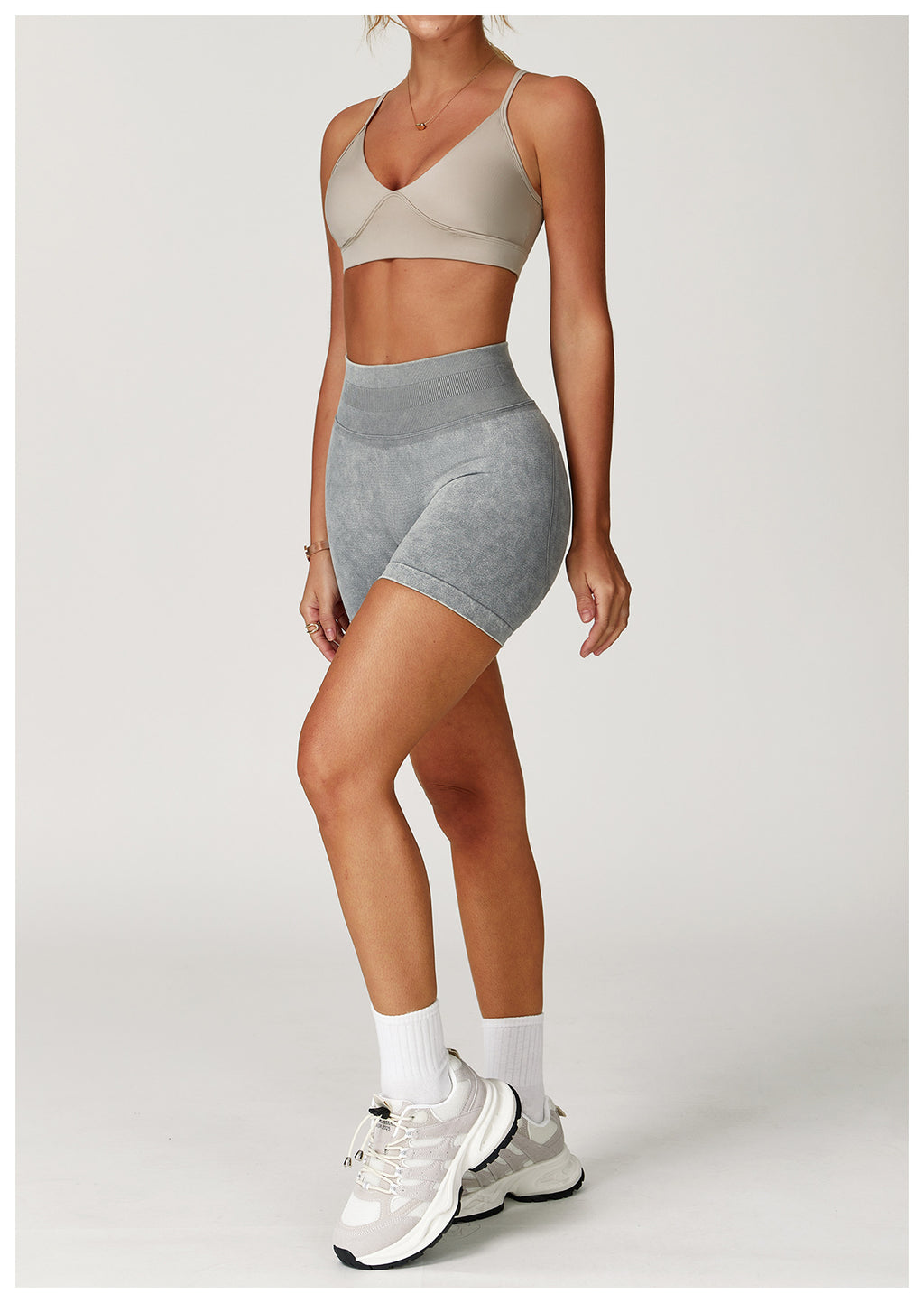 Short de yoga sans couture délavé à l'acide : Short de fitness taille haute gainant pour la course 7425