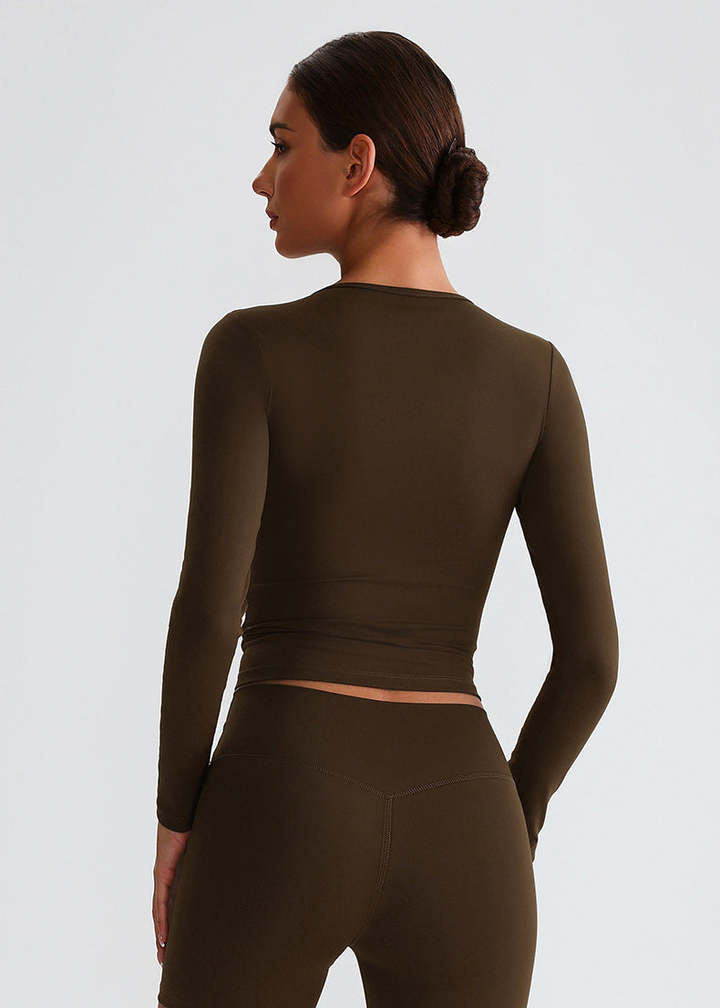 Nude-Feel Yoga-Langarmshirt mit Rundhalsausschnitt: Schmal geschnittenes Pilates-Top & atmungsaktives Lauf-Workout-Shirt