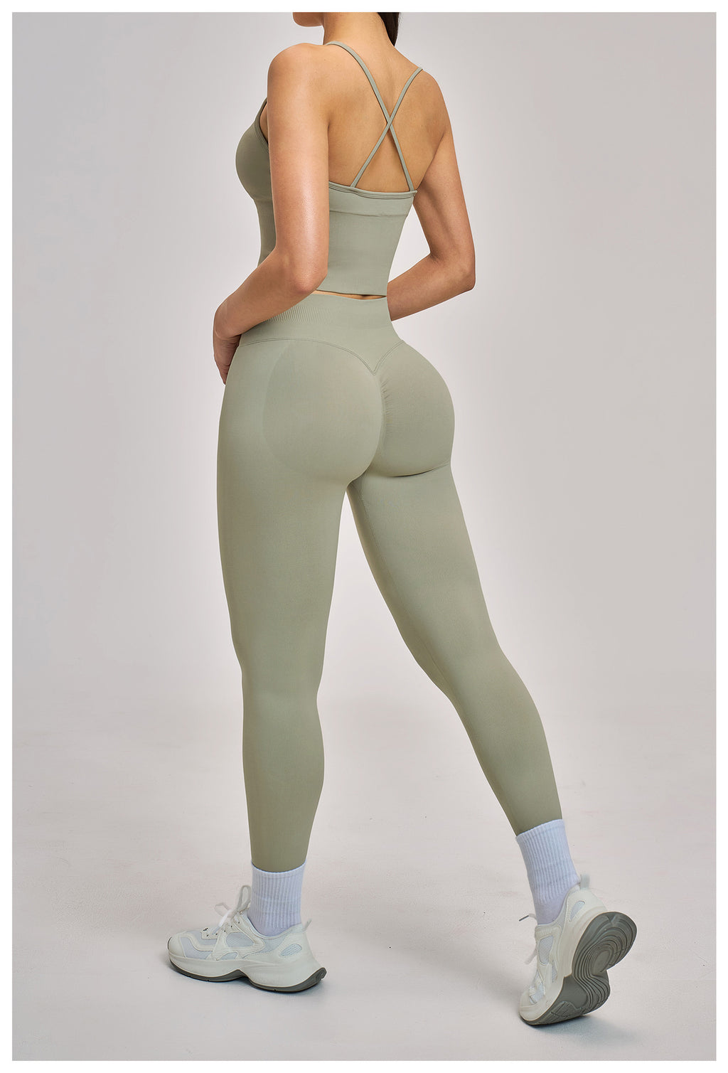 Seamless Racerback Yoga Set: High-Stretch Slim-Fit Activewear for Running & Fitness 5344