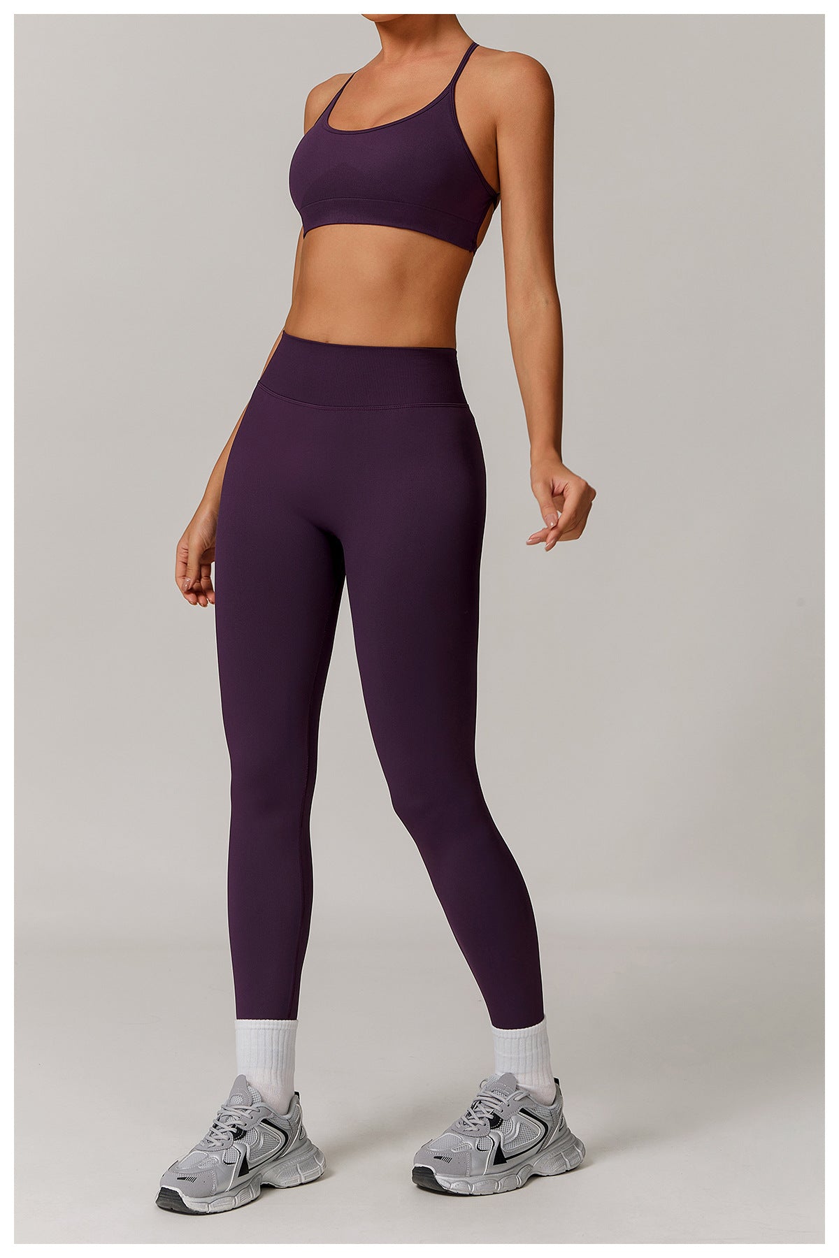 Ensemble de yoga sans coutures à dos ouvert : Vêtements de sport ajustés à séchage rapide pour la course à pied et le fitness 5284