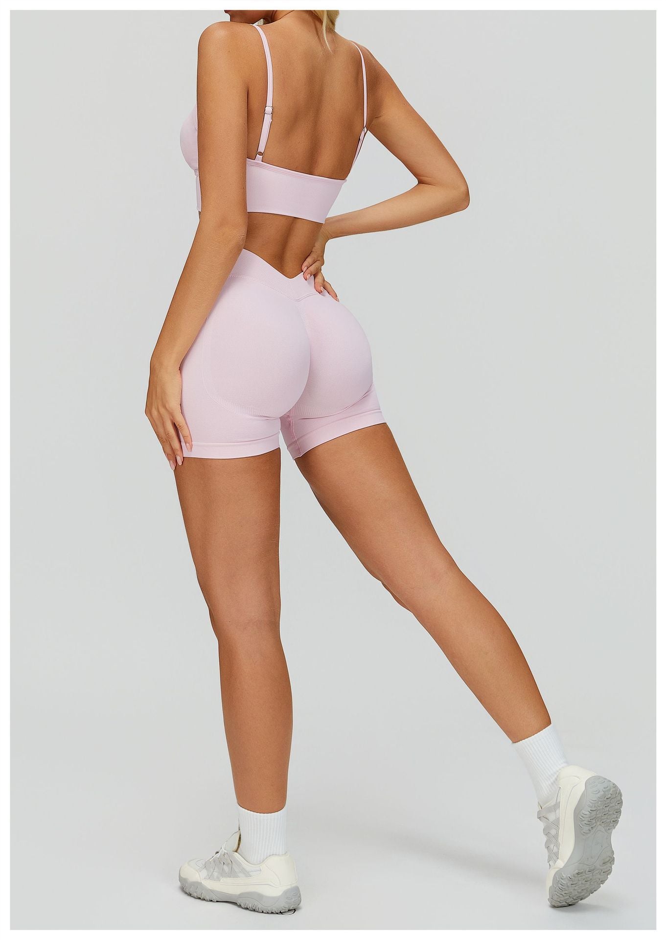 Seamless V-Waist Yoga Shorts: Slim-Fit Quick-Dry Activewear & Gym Biker Shorts 4725